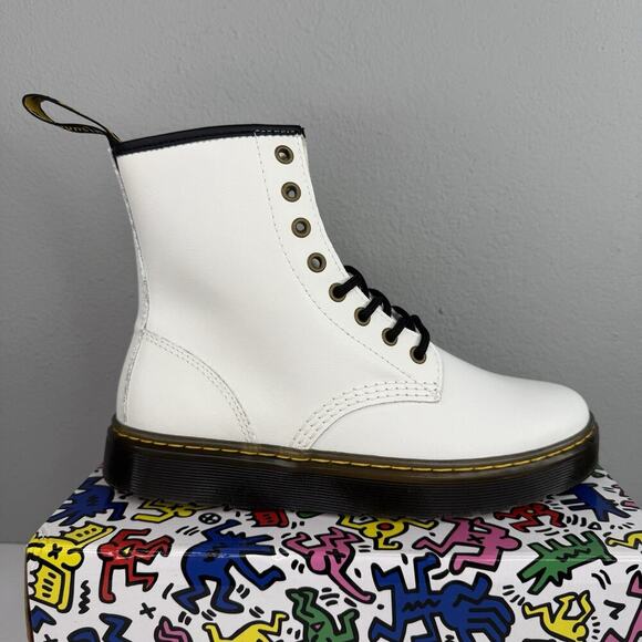 Dr. Martens‎ Zavala Combat Patent Lace Up Combat Shinny White Boots Men 7 W8 Doc - Picture 1 of 10